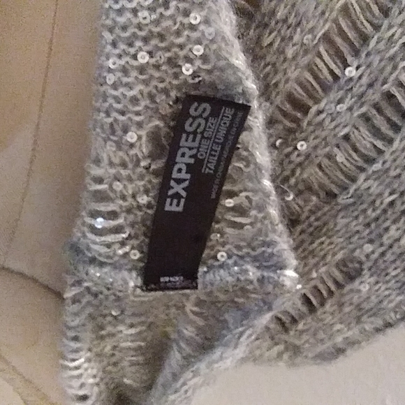 Express Gray Infinity Scarf - Picture 3 of 4